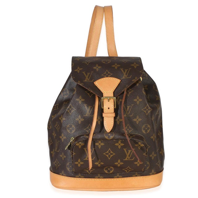 Item #: 154871 Interior Material: Canvas Size: PM Features Interior: One slip pocket Dimensions: 9.75 x 12.5 x 4.5 in...