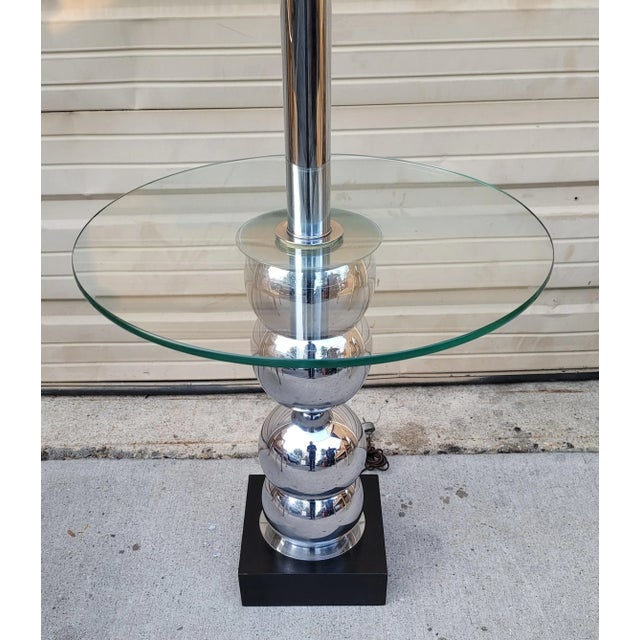 Mid 20th Century Stacked Chrome Globes Base Glass Side Table Floor Lamp For Sale - Image 4 of 8