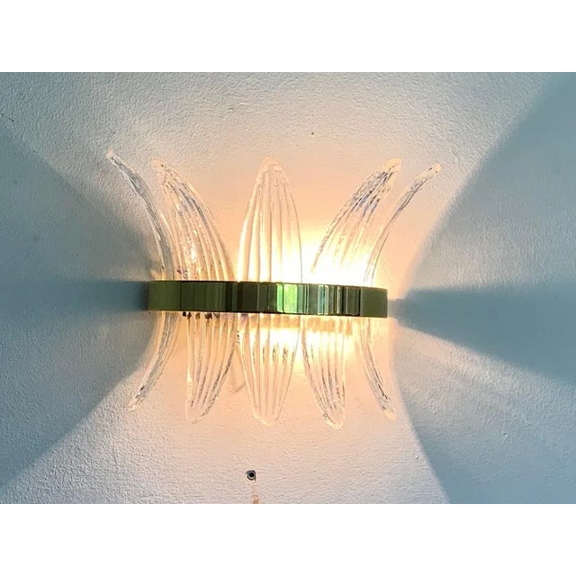 Contemporary Italian Palmetta Wall Sconce in Murano Glass from Simoeng For Sale - Image 3 of 12