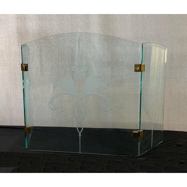 Art Deco Fireplace Screen With Three Panel Floral Etched Glass and Brass Hinges For Sale - Image 3 of 18
