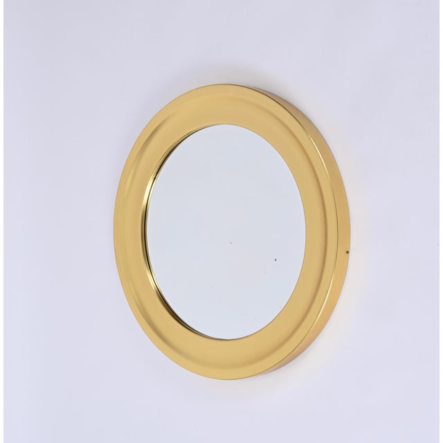 Mid-Century Golden Aluminum Round Mirror attributed to Sergio Mazza for Artemide, Italy, 1960s For Sale - Image 10 of 14