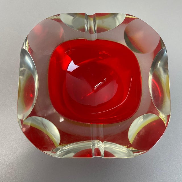 Murano Glass Faceted Sommerso Ashtray, Italy, 1970s For Sale - Image 6 of 18