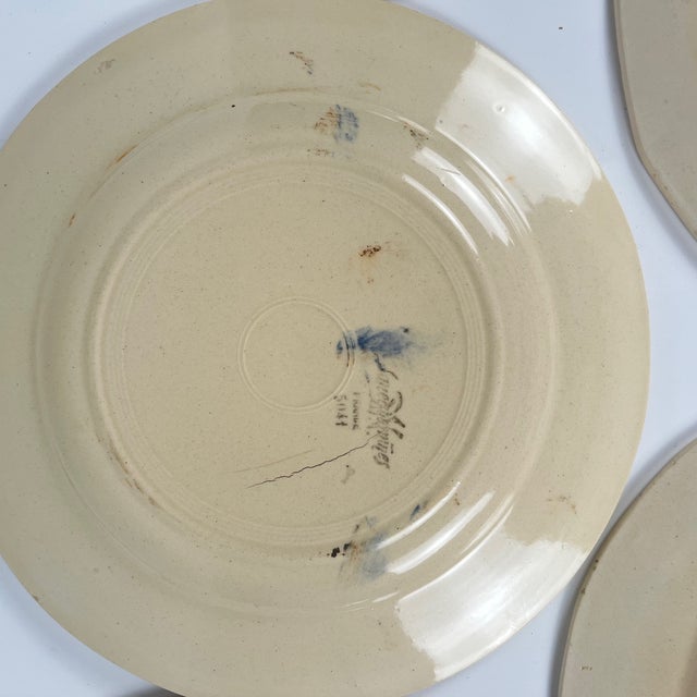 Dinner Plates with Floral Motif from Sarreguemines, 1930s, Set of 5 For Sale - Image 9 of 13