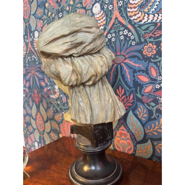 Madonna Bust with Inclined Head in Ceramic by Heinrich Waderé for Friedrich Goldscheider, 1890s For Sale - Image 3 of 9