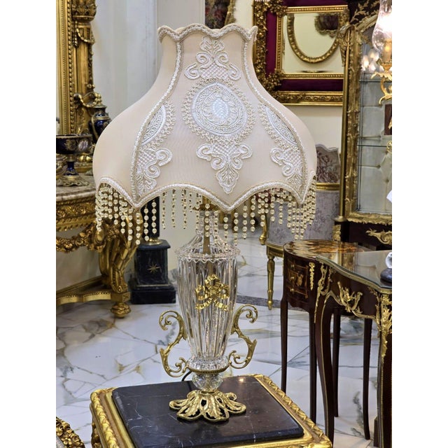 French French Crystal Beige Table Lamp – Ornate Gold Leaf Base For Sale - Image 3 of 6