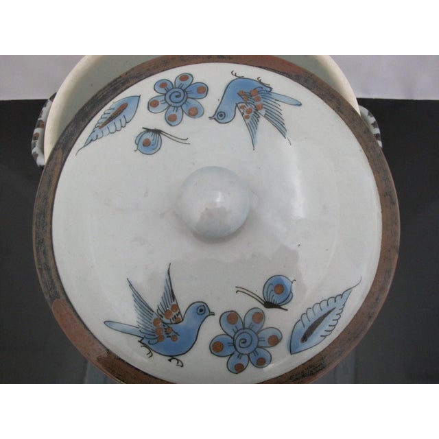 1960s Ken Edwards El Palomar Blue Bird Tonala Mexico Pottery Casserole Covered Dish For Sale - Image 5 of 14