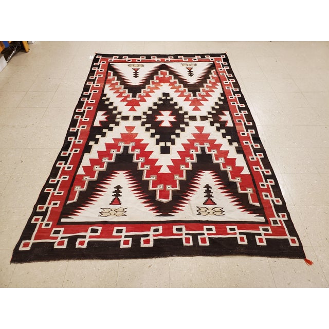 Antique Navajo Carpet, Folk Rug, Handmade Wool, Beige, Gray, Soft Coral For Sale - Image 10 of 18