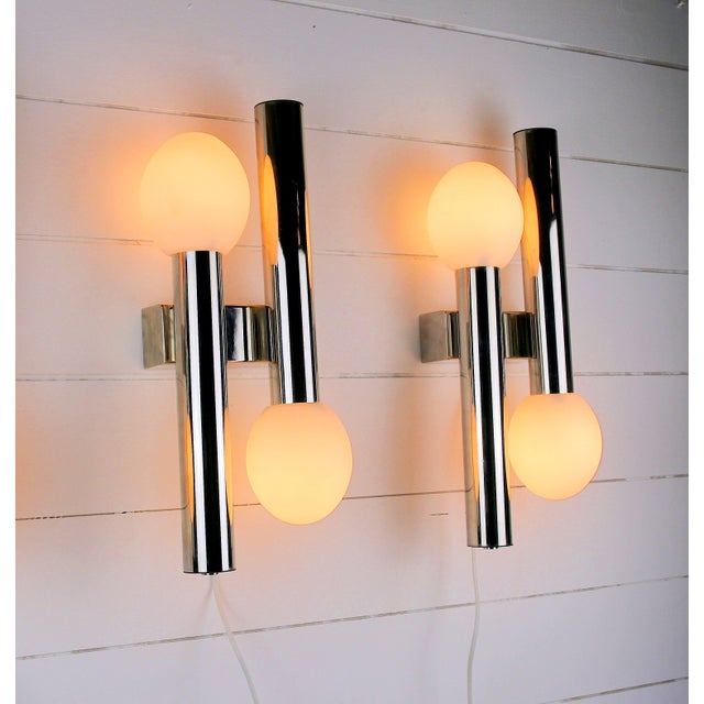 Mid 20th Century 1970s Chrome and Glass Wall Lamp by Gaetano Sciolari For Sale - Image 5 of 7