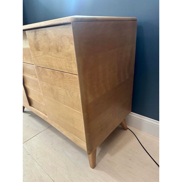 Mid-Century Modern 1950s Mid Century Heywood Wakefield Lowboy From the ‘Trophy” Series For Sale - Image 3 of 17