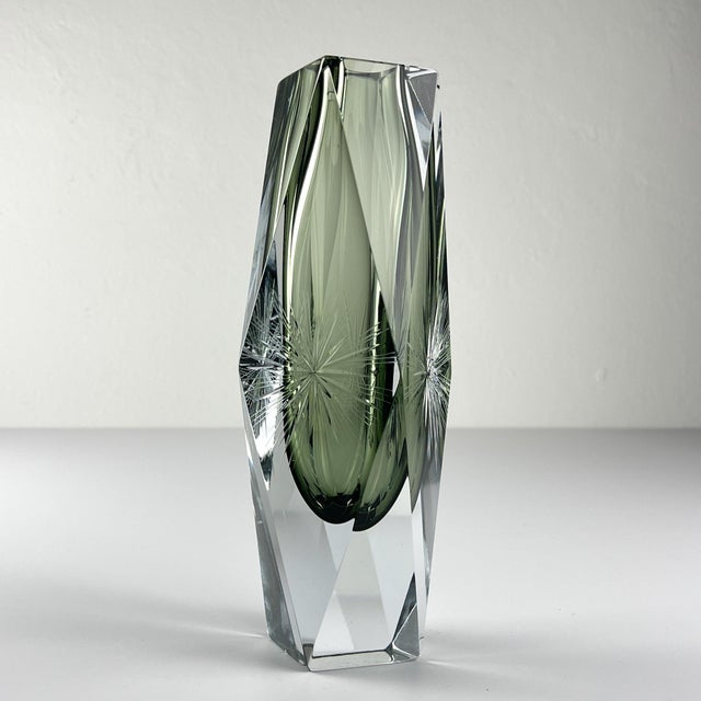 Original Murano glass vase by Pagnin & Bon made in Italy in the 1960s. Pagnin & Bon was an Italian glassmaking company...