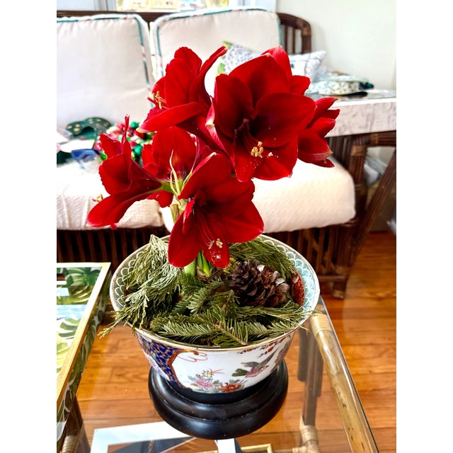 Large Hand Painted Chinese Chinoiserie Bowl - 10" Diameter For Sale - Image 13 of 13