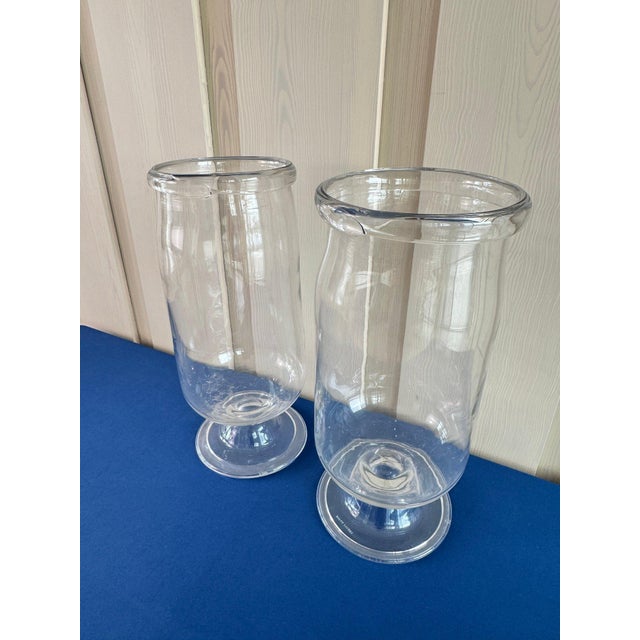 Ralph Lauren Pair of Large Scale Clear Footed Ralph Lauren Hurricane Vases - 21.5” For Sale - Image 4 of 8