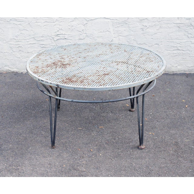 Gray Salterini Mid Century Modern 'Radar' Round Iron Outdoor Coffee Table For Sale - Image 8 of 18