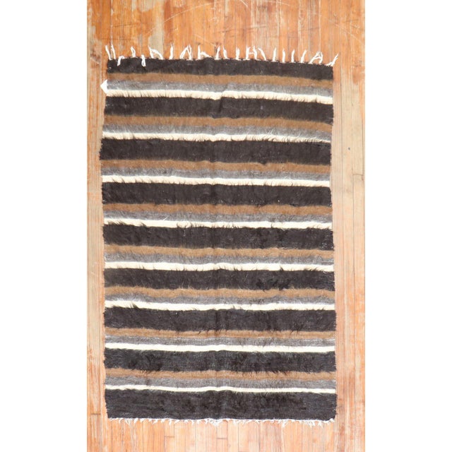 Mid-Century Modern Vintage Accent Size Turkish Mohair Rug - 4'1" x 6'2" For Sale - Image 3 of 9