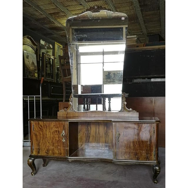 Chippendale style italian walnut burl veneered dressing table . 1940. Measurements: dressing table 133 x 36 h 61. Mirror...