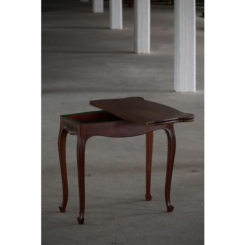 English 19th Century Game Table in Mahogany with Fold-Over Top & Cabriole Legs, 1890s For Sale - Image 6 of 18