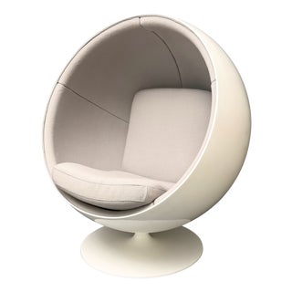 Ball Chair in White and Grey by Eero Aarnio for Asko, Finland, 1960s For Sale