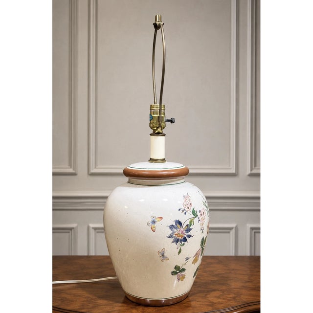 Add timeless elegance to your home with this beautiful vintage Chinoiserie ginger jar table lamp. Featuring a classic...