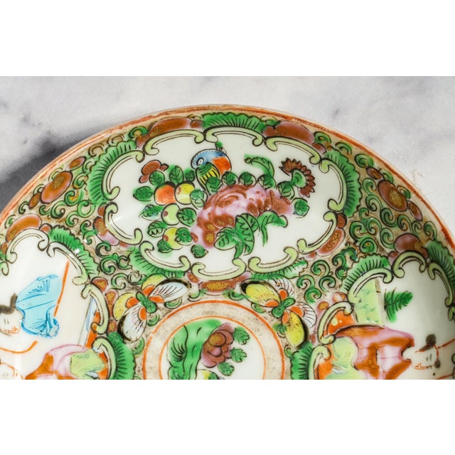 Wonderful Collection (4) Antique Chinese Export Small Rose Medallion Porcelain Plates Hand Painted Famille Rose Chinoiserie Home Decor For Sale - Image 15 of 18