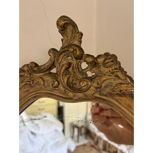 Gold French Louis XV Style Giltwood Triptych Dressing Mirror Vanity With Marble Consoles and Matching Stool For Sale - Image 8 of 12