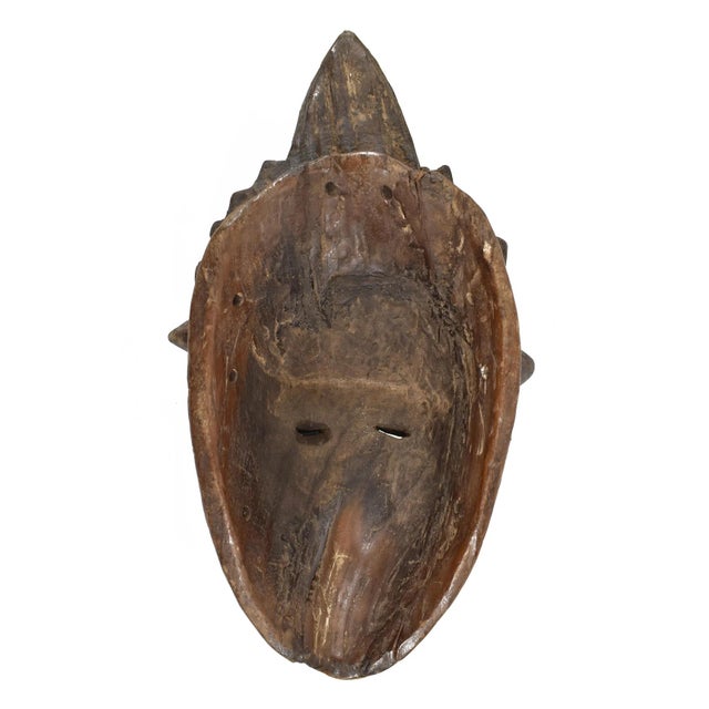 African Early 20th Century Yaure Baule Portrait Mask Côte d'Ivoire For Sale - Image 3 of 7