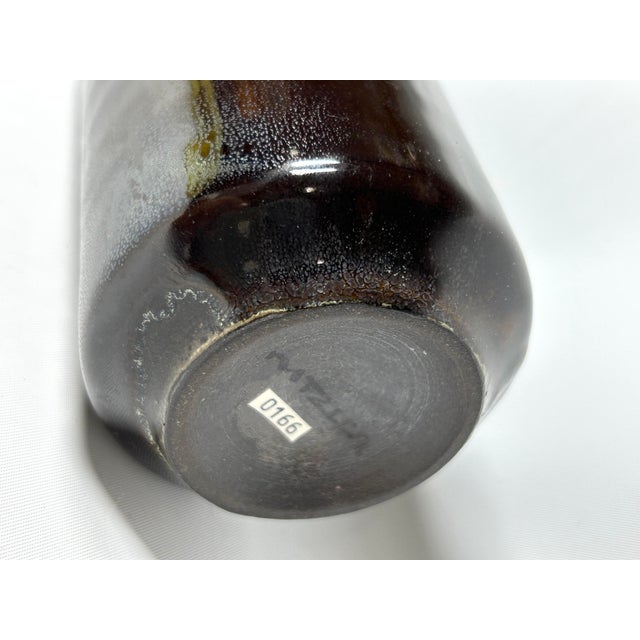 Gertrud and Otto Natzler Tall Cylindrical Bottle, 1968 - 2 Pieces For Sale - Image 9 of 18