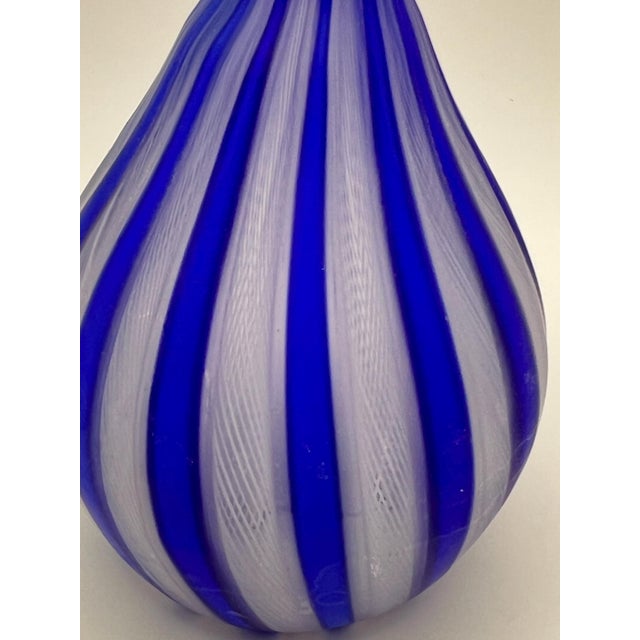 19th Century Blue and White Stripe Venetian "Zanfirico" Vase For Sale - Image 5 of 5