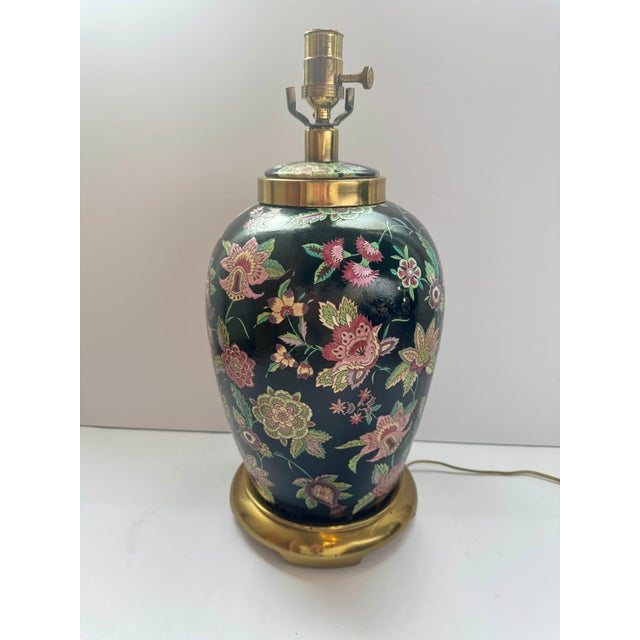 Paul Hanson Mid 20th Century Mid Century Modern Paul Hanson Chinoiserie Black Porcelain Ginger Jar Table Lamp For Sale - Image 4 of 13