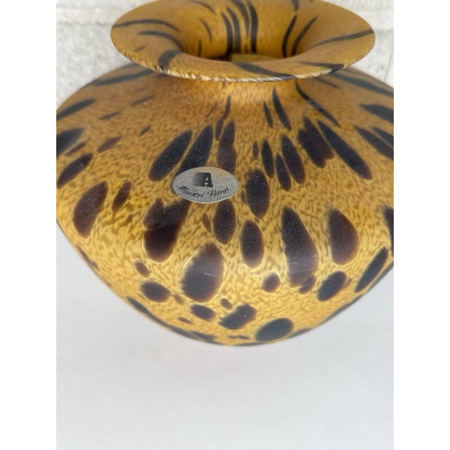Itri Vetri Murano Vinatge Maestri Vetrai Murano Style Amber Brown Italy Art Glass Vase For Sale - Image 4 of 7