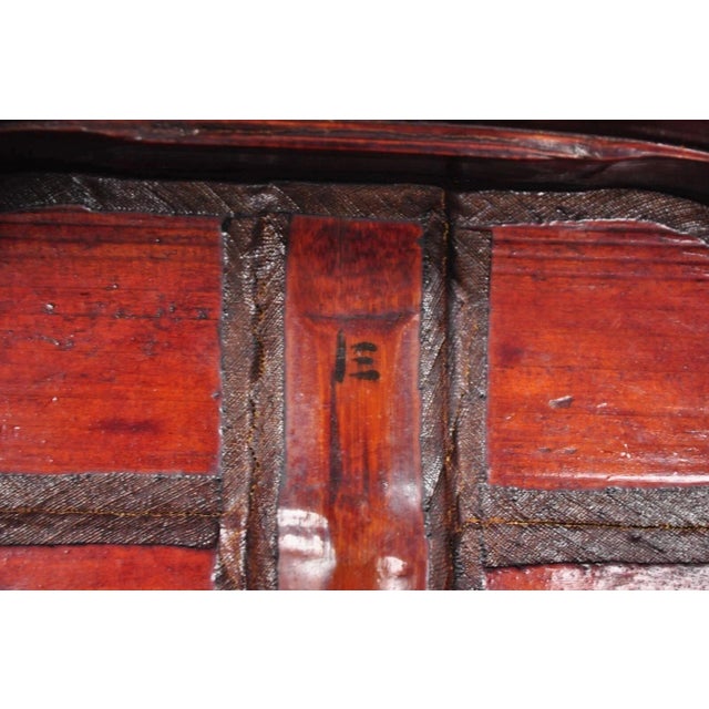 Vintage Chinese Black & Red Lacquer Floral Painted Lidded Wooden Tea Caddy Box For Sale - Image 10 of 11
