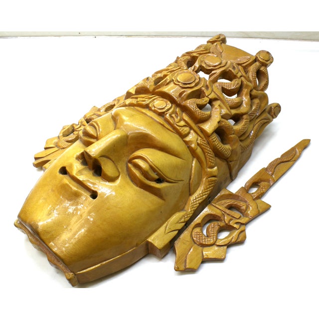 Folk Art Articulated Balinese Hand-Carved Albesia-Wood Rama Deity Mask & Pierced Openwork Crown For Sale - Image 3 of 10