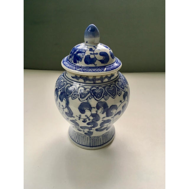 Blue Vintage Blue & White Canton Collection Ginger Jar For Sale - Image 8 of 13