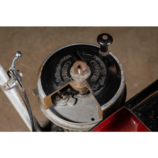 Vintage Seagull Cutaway Motor Demonstrator For Sale - Image 10 of 18