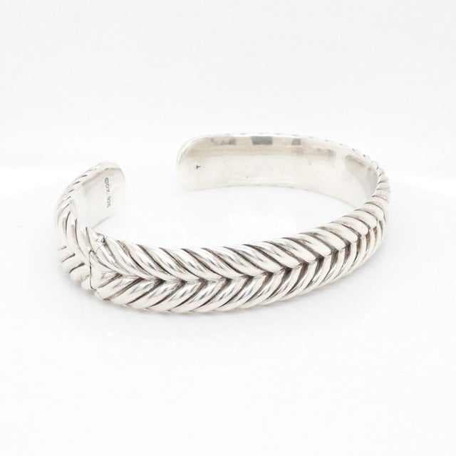 David Yurman David Yurman Sterling Silver 13mm Chevron Cable Cuff Bracelet For Sale - Image 4 of 13
