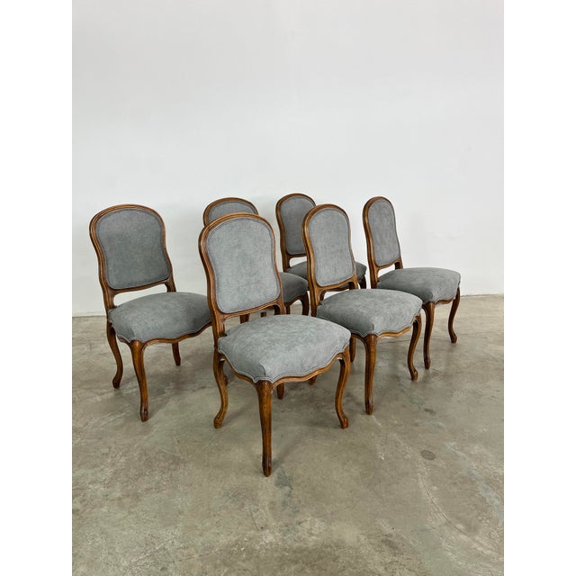 1960s Vintage French Louis XV Dining Chairs – Set of 6 For Sale - Image 5 of 10