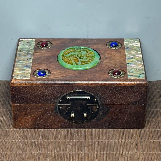Vintage Rosewood Jewelry Box With Abalone Shell & Jade Inlay | Chinoiserie Trinket Box For Sale In Los Angeles - Image 6 of 9