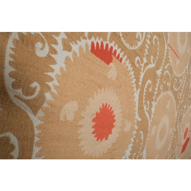 1960s Suzani Wall Hanging Decor With Pastel Colors For Sale In Philadelphia - Image 6 of 11