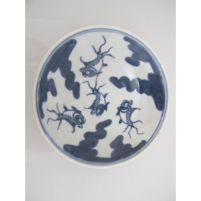 Chinese Small Chinese Cafe Au Lait Brown & Blue Porcelain Fish Tazza Dish Saucer Set For Sale - Image 3 of 7