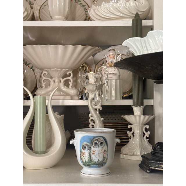 Fine Japanese Porcelain Demi Cache Pot For Sale - Image 4 of 10