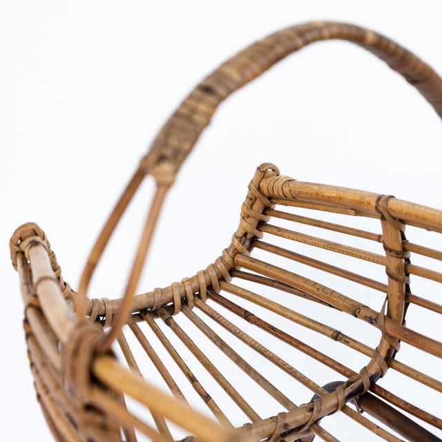 Bamboo and Rattan Magazine Rack in the style of Franco Albini, 1960s For Sale - Image 6 of 8