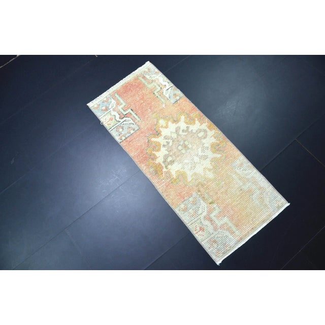 Oushak Wool Rug, 1960 For Sale - Image 4 of 6