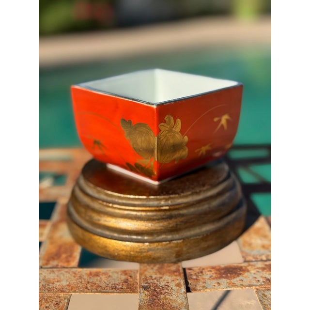Bold Antique Japanese Kinran-De Porcelain Bowls, Red & Gold Square Dishes, Set of Three For Sale - Image 16 of 18