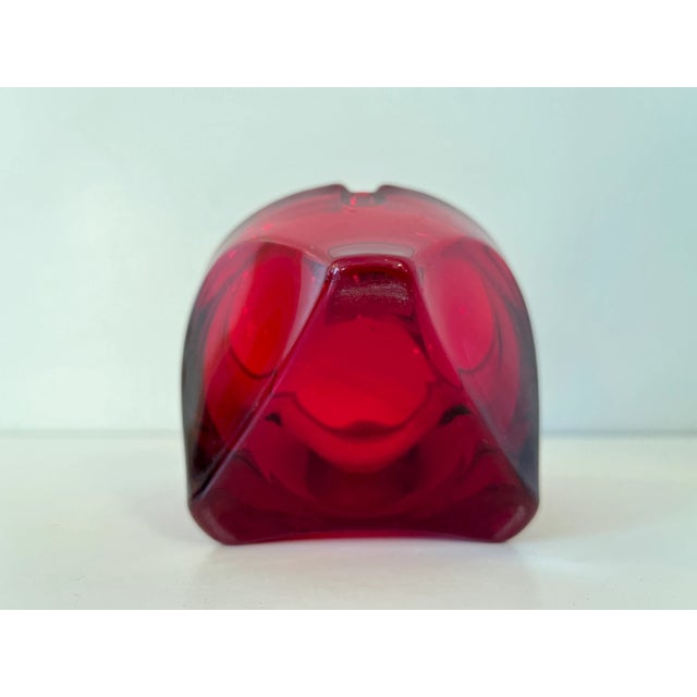 Vintage Mid-Century Modern Viking Ruby Glass Abstract Geometric Ashtray in Mold-Blown Red Glass Round/Triangular Dish For Sale In Columbus - Image 6 of 6