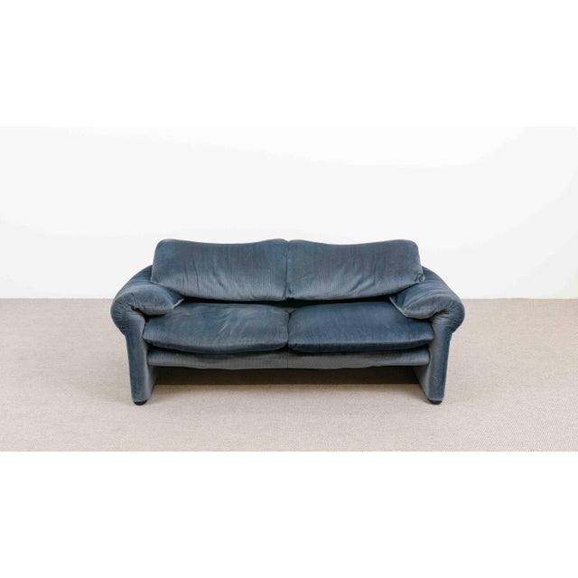 Modern Maralunga Sofa by Vico Magistretti for Cassina, 1980s For Sale - Image 3 of 18