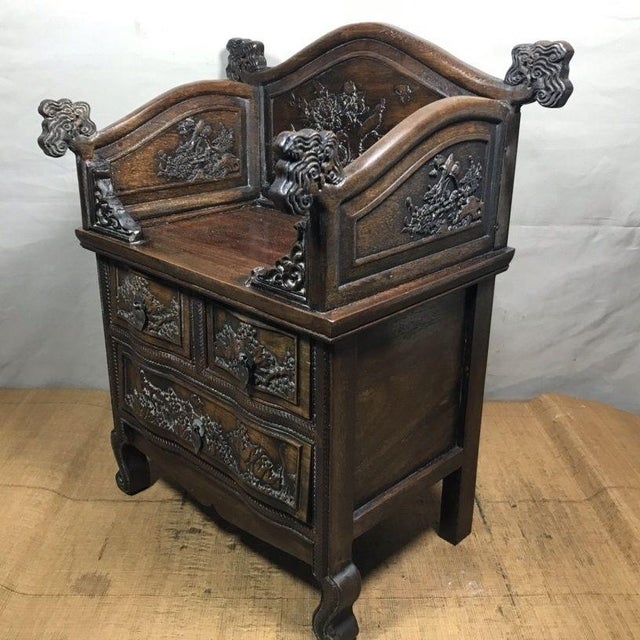 Dimensions: Height 43cm (16.9") x Width 37cm (14.5") x Depth 25cm (9.8") Material: Solid Hardwood (Huali Rosewood) Style:...