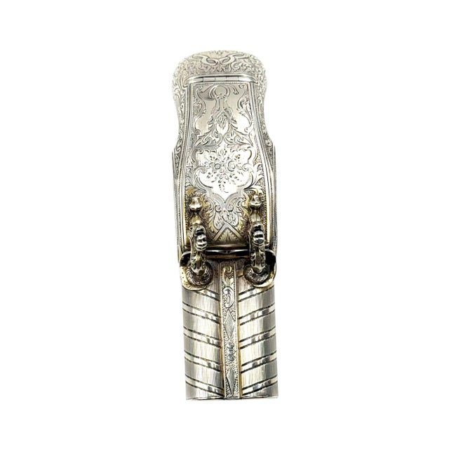 Gun-Shaped Silver Vermeil Snuff Cigarette Box, France, Early 20th Century For Sale - Image 11 of 17