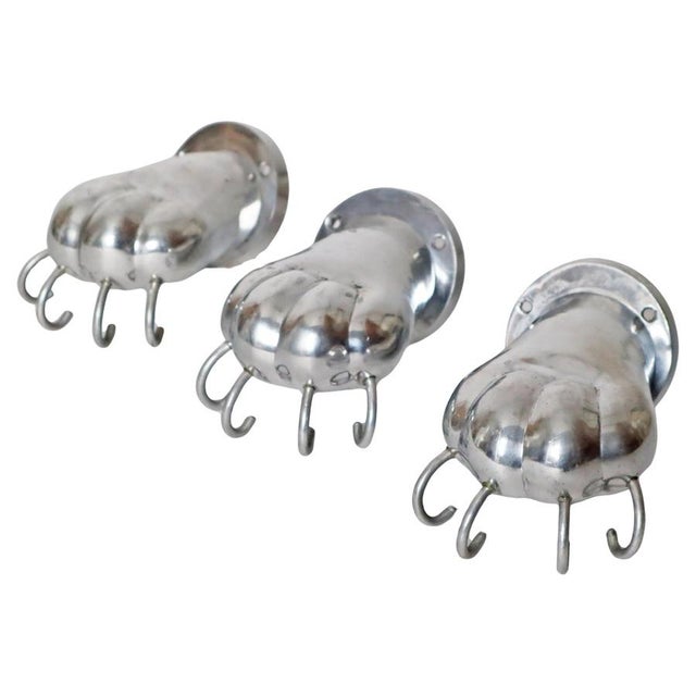 Polished Aluminum Shape of Lion Paws Towel Holders, 1980s, Set of 3 For Sale - Image 11 of 11