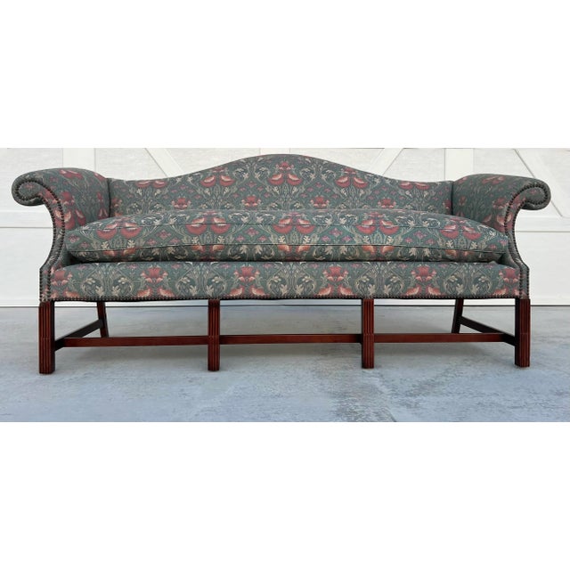 William Morris - Style Fabric Mid Century Down Chinese Chippendale Camelback Settee Sofa Couch Georgian Design For Sale - Image 18 of 18