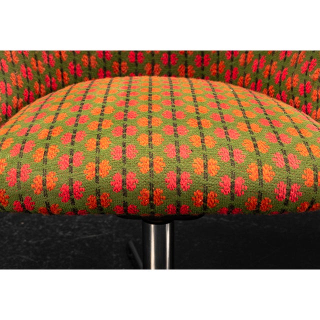 Vintage Swivel Lounge Chairs, 1970s, Set of 2 For Sale - Image 10 of 18