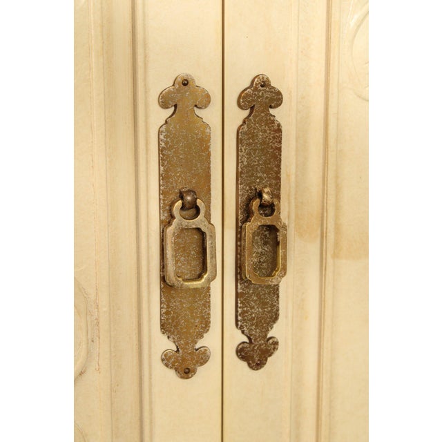 Henredon 'Villa Borghese' Carved and Lacquered Armoire For Sale - Image 13 of 18